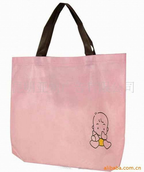 云南昆明印刷廠 專業打造高品質紙類印刷產品，從手提袋到禮品盒的全方位服務